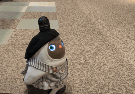 一里野高原ホテルろあんのLOVOTろあん君